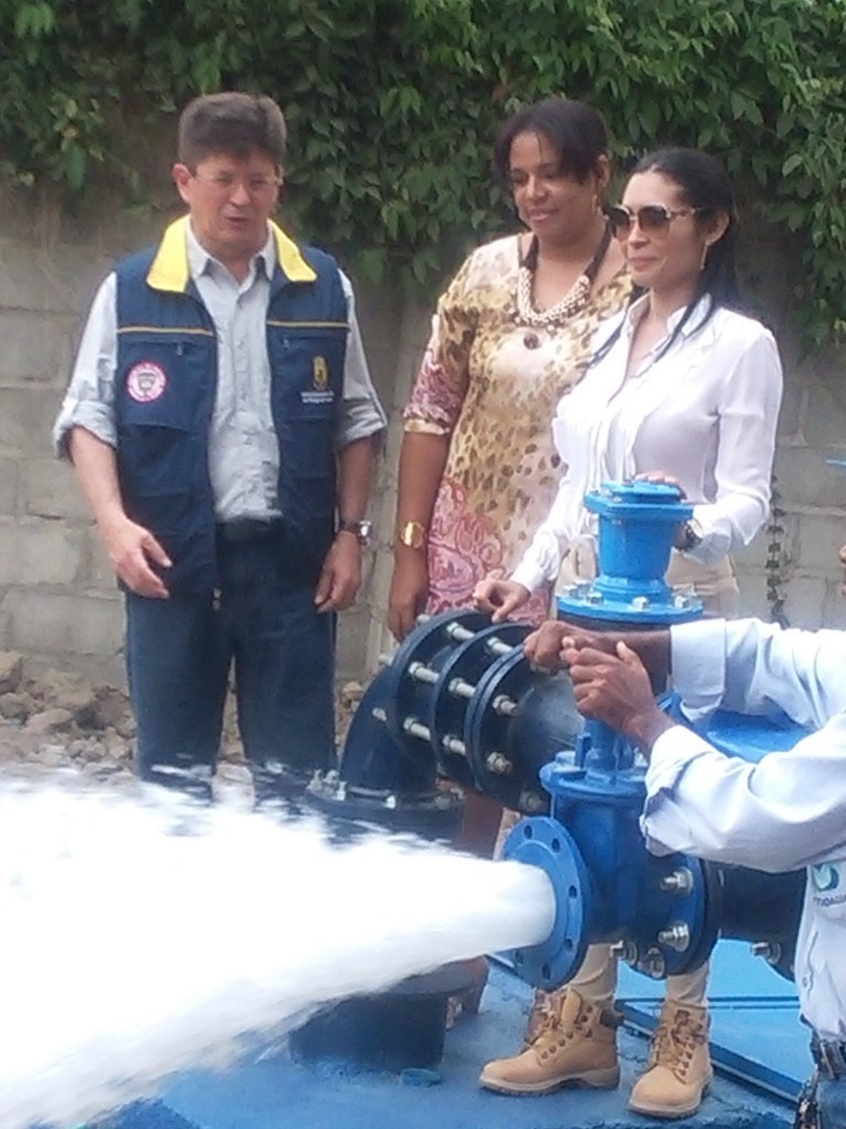 INAUGURACION POZO 1